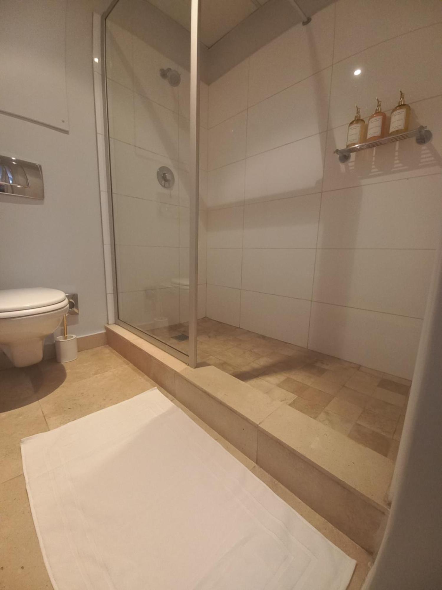 Luxury Vacation Cbd